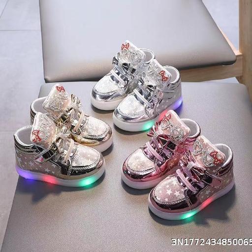 Children's Bow Girl LED Light up Small Leather Boots Light up Diamond Sports Shoes Girls' Light up Shoes Light up Shoes Children's Board Shoes