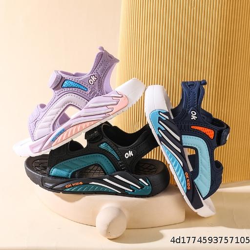 New Children's Sandals Cute Cartoon Soft Bottom Student School Wear Non slip Velcro Sandals for Boys and Girls