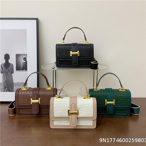 MOQ 4, Woven Solid Color Simple Color blocked Fashion Shopping Leisure Retro Street Crossarm Bill of Lading Shoulder Small Square Bag