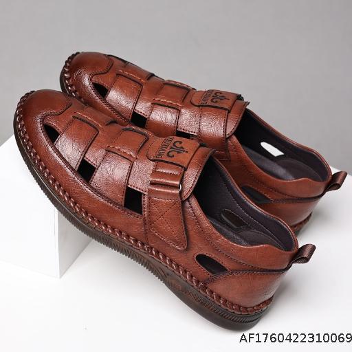 Hollow Hole Shoes Sandals Large Sandals Cap Thick Bottom