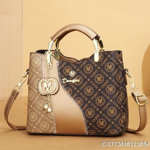  Large Capacity Tote Bag for Women 2025 New Fashionable and Versatile