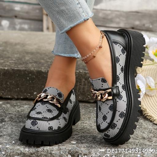  Thick soled loafers for women, 2024 autumn new item, plus size, height increasing women's shoes, versatile, sponge cake, British style small leather shoes for women