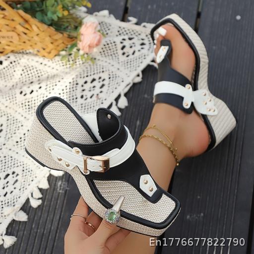 Slope Heel Thick Bottom Grass Weaving Sandals Slope Heel Three Dimensional Flower Flip flops