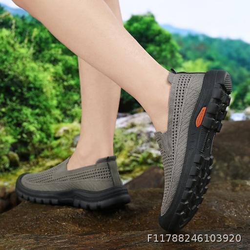 Wholesale 5pcs Men's Shoes Summer Breathable One Step Kick Fly Weaving Mesh Shoes Casual Old Beijing Cloth Shoes Middle aged Dad Shoes Grey Black