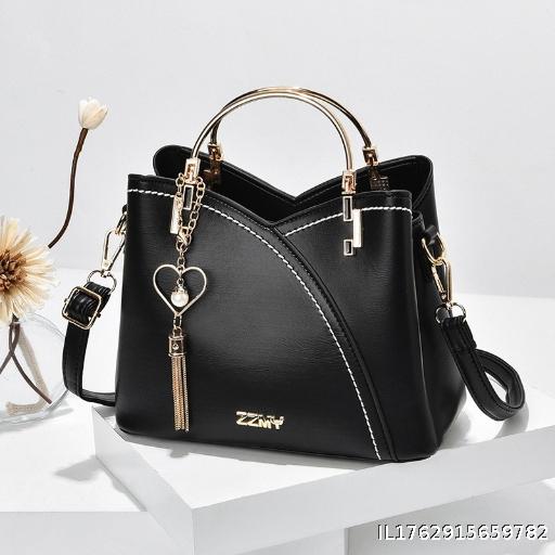 2025 New Fashion Trend Color Contrasting Handheld Shoulder Bag Large Capacity Mobile Phone Small Shoulder Bag Casual Small Square Bag