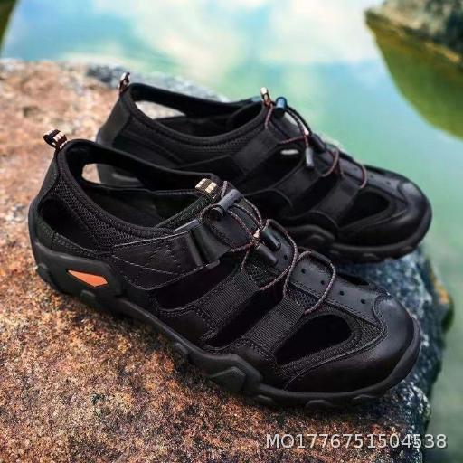 Men's Shoes Summer Men's Leather Sandals Hollow Breathable Hole Shoes Anti slip Wear resistant Outdoor Shoes Soft Leather Surface Casual Men's Shoes