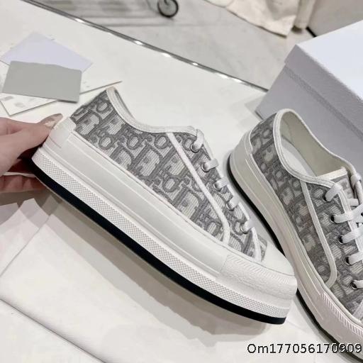 D Home High Version Thick soled Board Shoes Embroidered Vintage Alphabet 2025 Shoes Casual Women's Shoes Embroidered Canvas