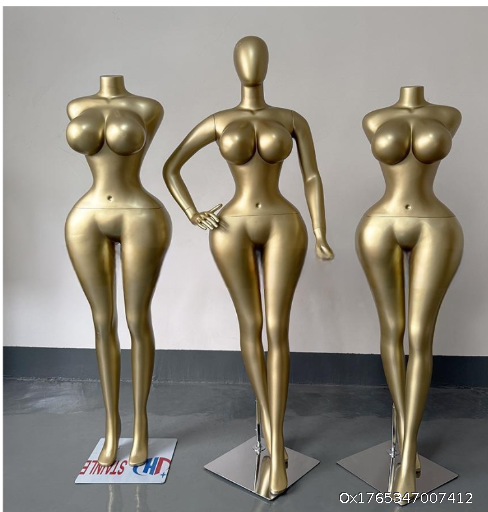  European and American plus size slim waist, big chest, big butt, full body fiberglass female model showcase human body