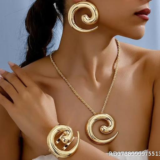 Simple and fashionable titanium steel plated 18k gold brooch with high-end spiral shape