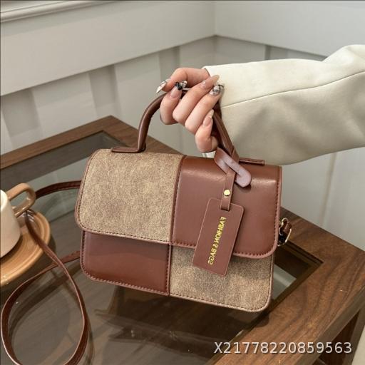 Handheld Small Bag for Women 2026 Commuter Small Square Bag High Beauty Single Shoulder Crossbody Bag