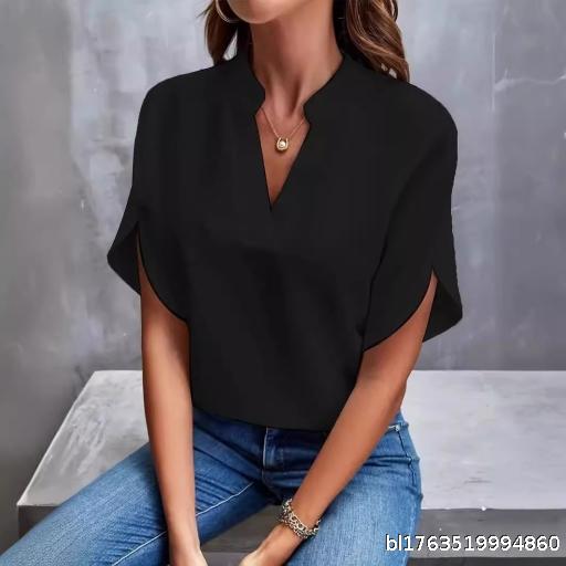  Women's 2025 Summer Casual Solid Color V-neck Loose Shirt Top for Women