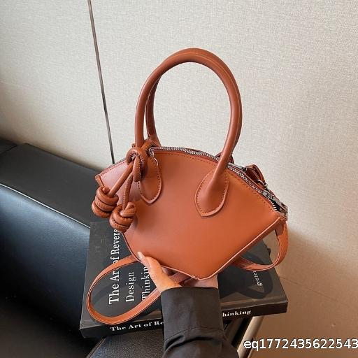 Handheld Shell Single Shoulder Solid Color New Style