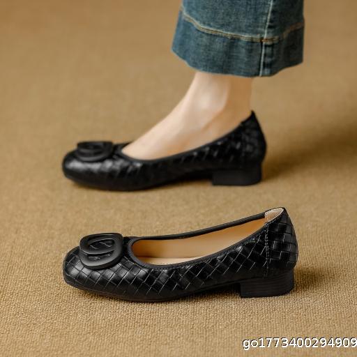  French Soft Leather Le Fu Shoes Spring and Autumn New Style British Style One Step Stepping Large Heel Shallow Mouth Versatile Thick Bottom Single Shoes for Women