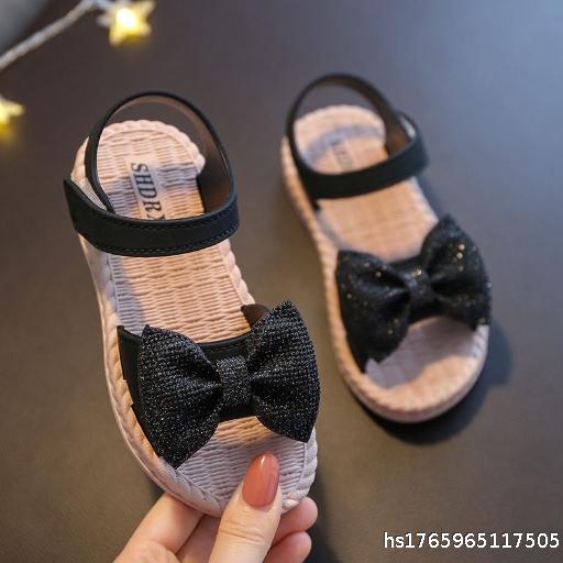 Girls' Sandals Summer New Korean Version Middle and Large Children's Casual Flat Soft Bottom Princess Shoes Versatile Little Girls' Beach Shoes