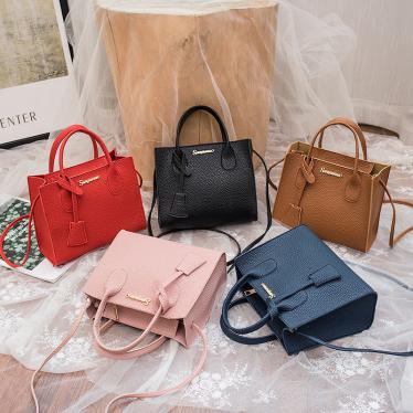  small bag female 2021 new Korean version net red ins women's messenger female handbag versatile large capacity shoulder bag