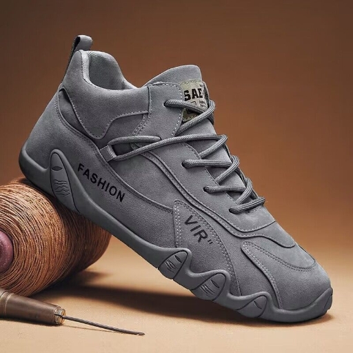 Men's Shoes Spring New Breathable Board Shoes Men's Shoes Anti slip Sports Casual Board Shoes